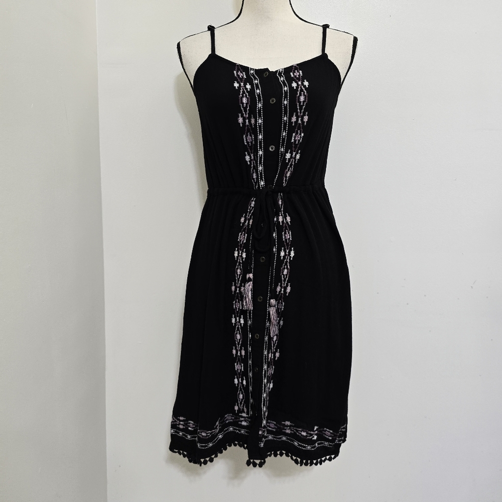 KNOX ROSE size Small Sleeveless Embroidered Tie Waist‎ Button Boho Dress Black